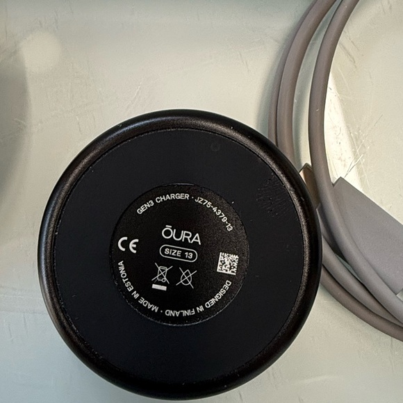 Oura Ring, Gen3, Heritage style in silver, Size 13 - Picture 4 of 8